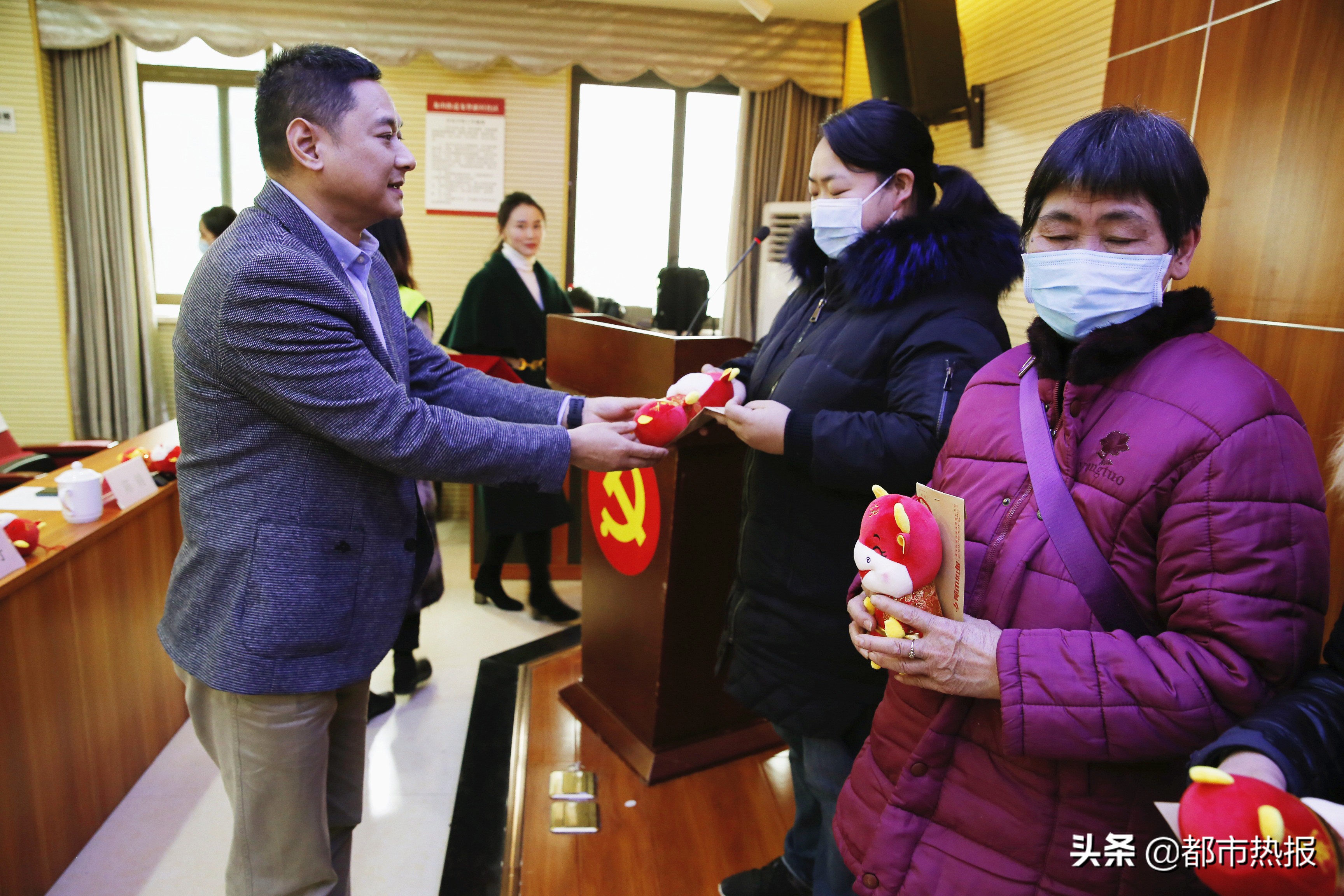 一场有温度的公益活动正在进行中,情暖人心助学圆梦