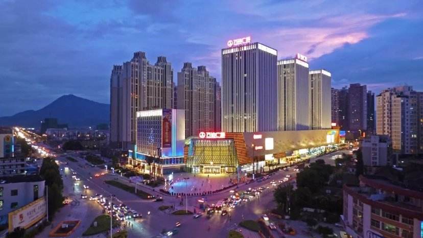 退休夫妻自驾游最新视频,退休夫妻自驾旅行