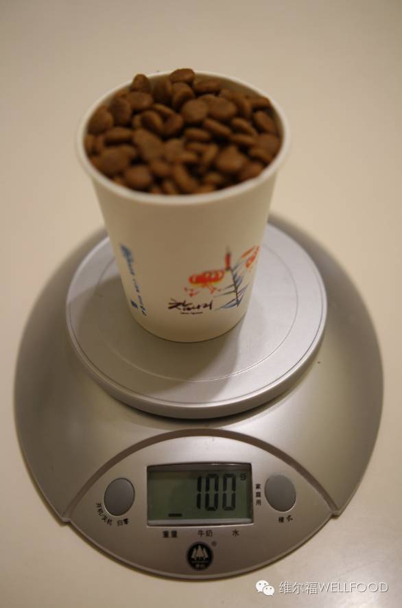 幼犬一般喂多少狗粮比较好,幼犬一般喂多少狗粮合适