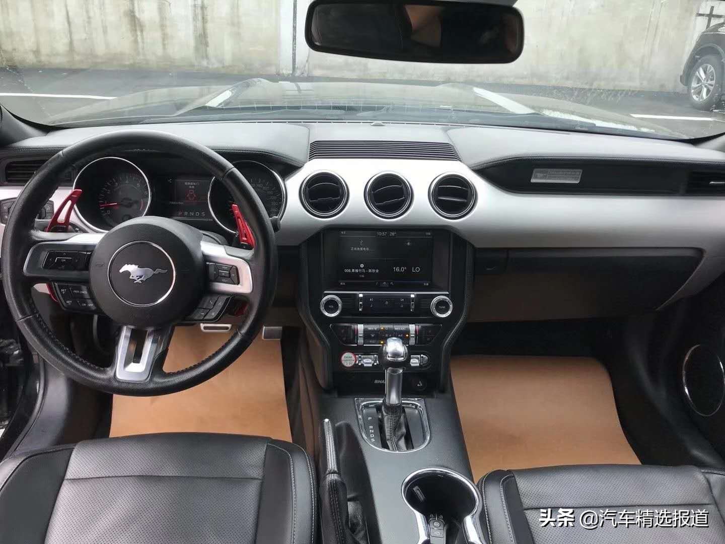 试驾野马新款,带你了解福特野马