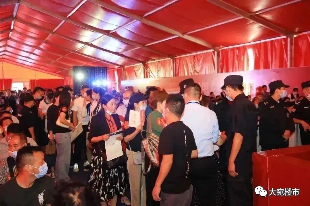 南阳珺悦府楼盘图,首开热销载誉加推