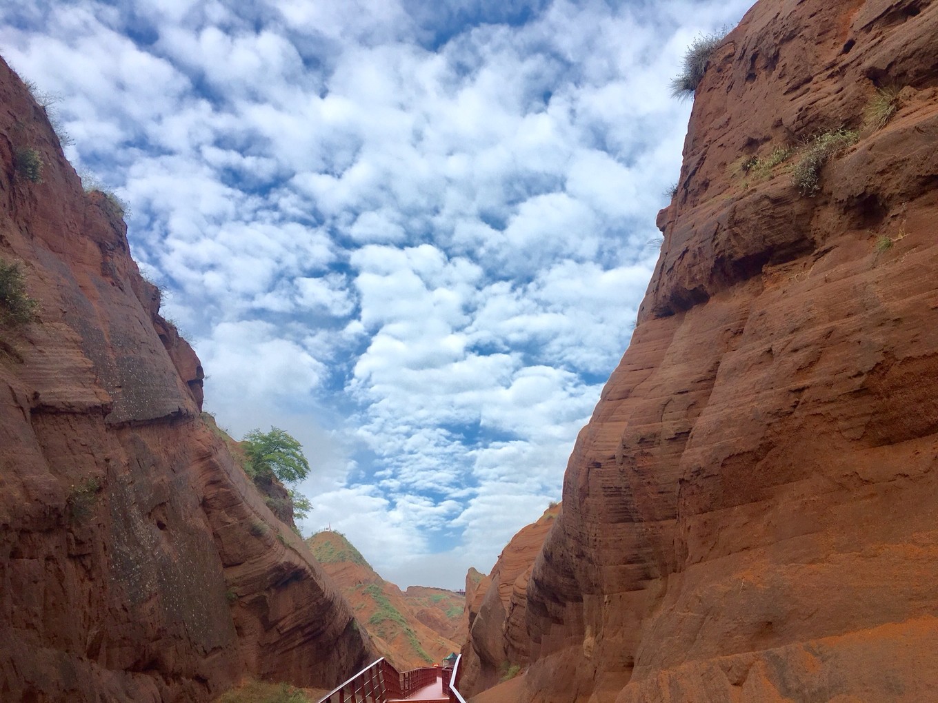 我的旅行日记陕西靖边波浪谷,靖边波浪谷水上丹霞旅游攻略