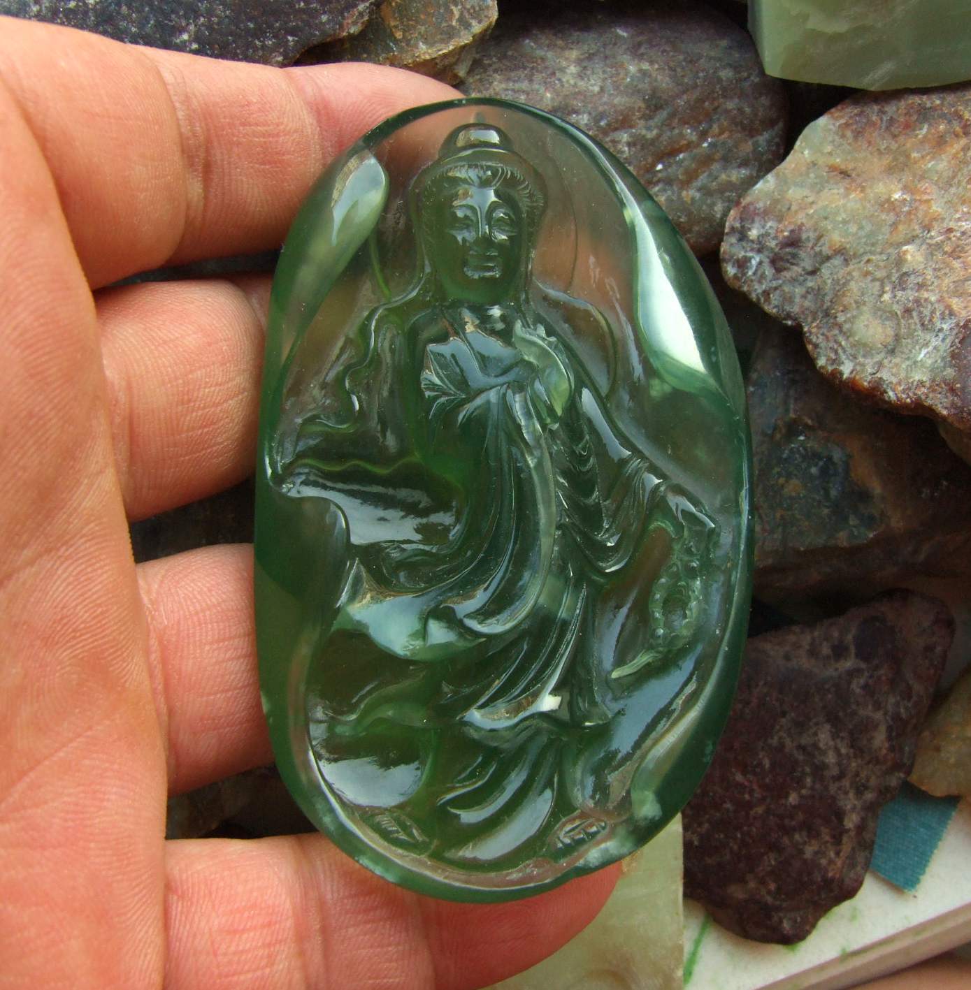 180岫玉无事牌,岫玉的简单介绍