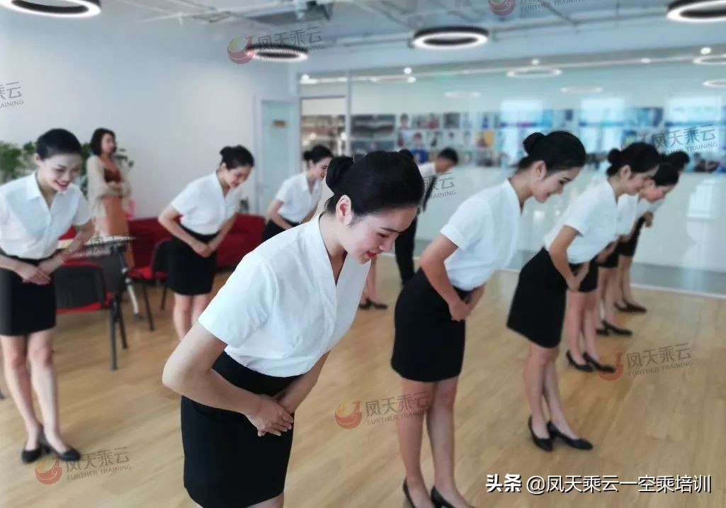 空乘面试要求及标准,空乘人员面试应考核些什么