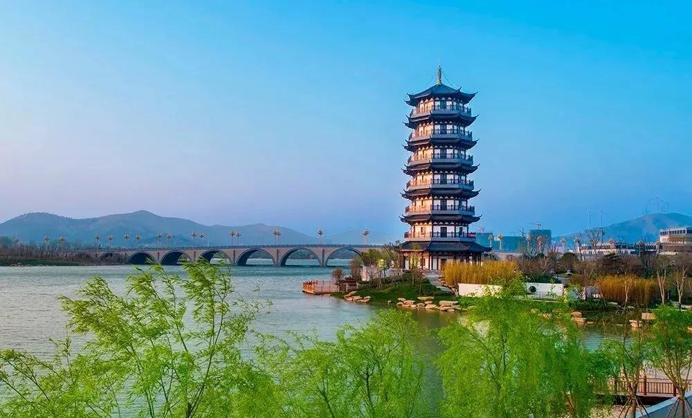 争当排头兵评论,萧县新闻权威发布