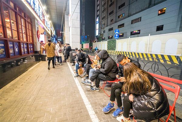 网红火锅店被打,网红在海底捞被骂