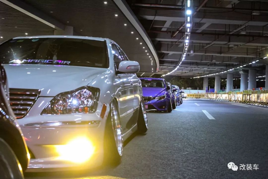 12代皇冠爆改,12代皇冠改2gr发动机要换油箱吗