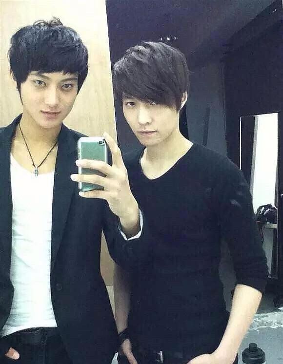 张艺兴黄子韬生日祝福,黄子韬曾给张艺兴的生日祝福