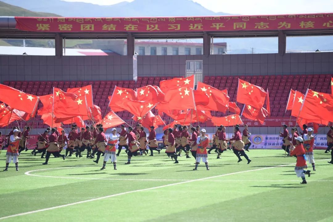 果洛州第三届青少年足球联赛,果洛州格萨尔王杯足球赛西宁队