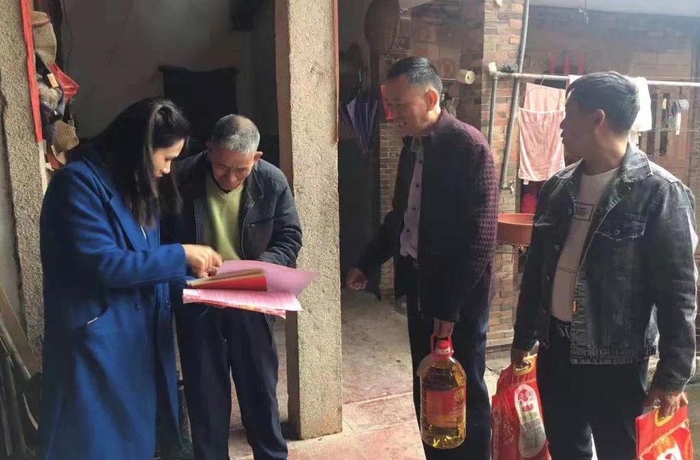 海天下集团董事长黄玉树先生出资20万支持新春慰问活动