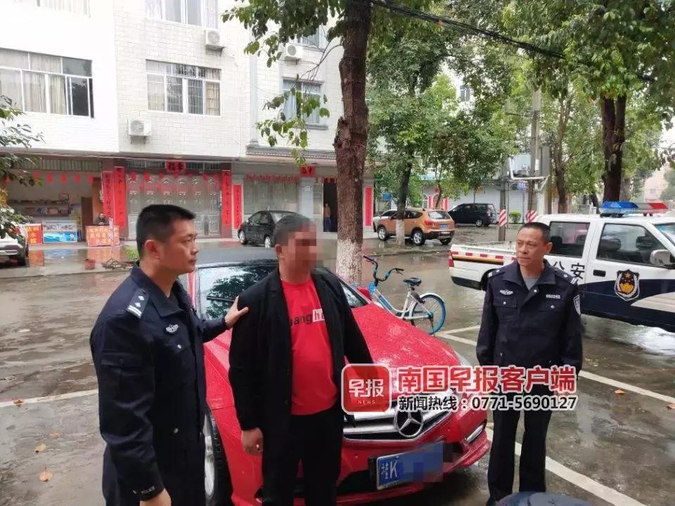 广西两男孩危险驾车,南宁少年飙车被抓后续