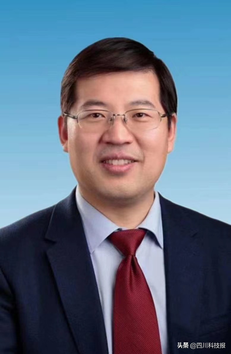 重庆邮电大学校长、重庆市青年科技领军人才协会会长高新波：以科技自立自强为使命抓住机遇迎难而上