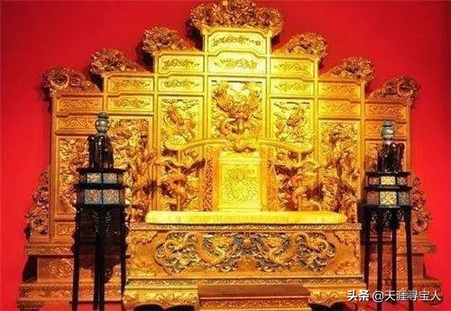 故宫的龙椅是什么朝代的,故宫的龙椅是什么材质值多少钱