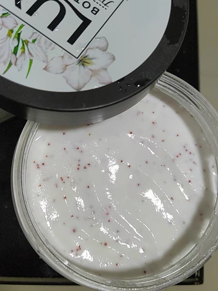 磨砂膏推荐美白去鸡皮和死皮,磨砂膏测评红黑榜去鸡皮平价