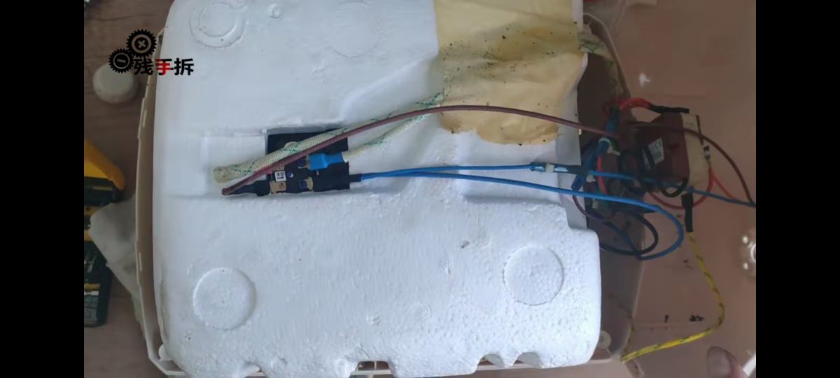 博世小厨宝更换镁棒,阿诗丹顿小厨宝镁棒更换视频