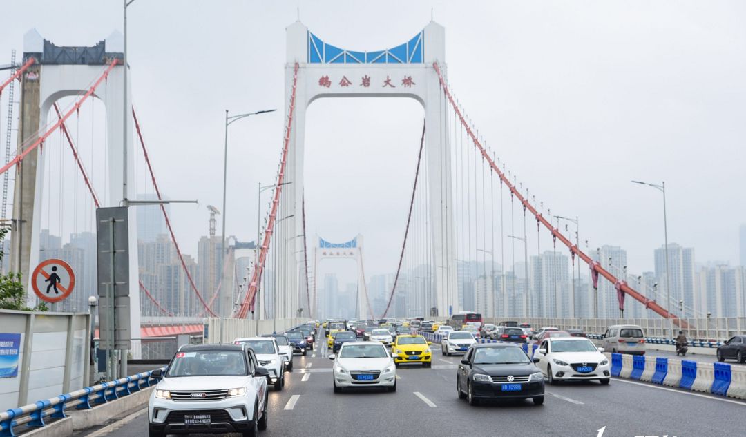 走重庆最堵的路,开四川最野的“马”,试驾野马博骏