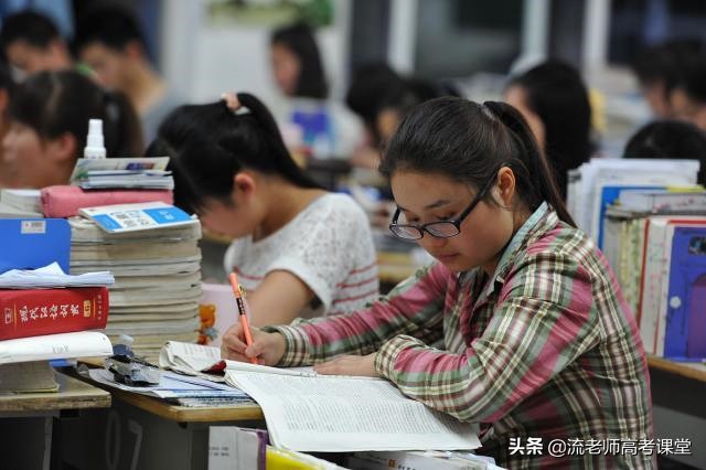 高三如何复习英语才能提高成绩,高三怎么复习才能提高成绩