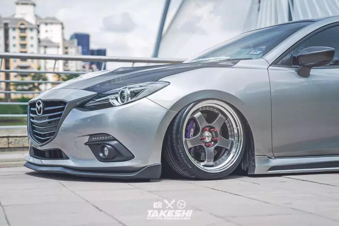 马自达3axela昂克赛拉摩登上市,马自达3axela昂克赛拉参数