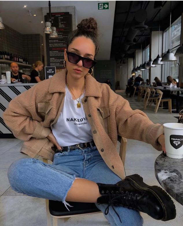 黑色小脚裤矮个子怎么穿显高,160小个子显高穿搭