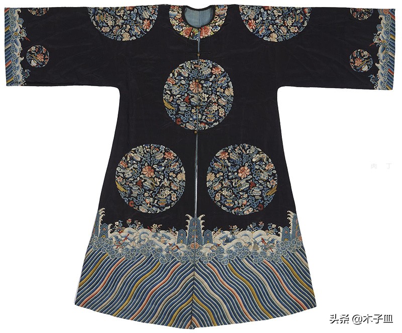 清代贵妇服饰,清朝贵妇装扮