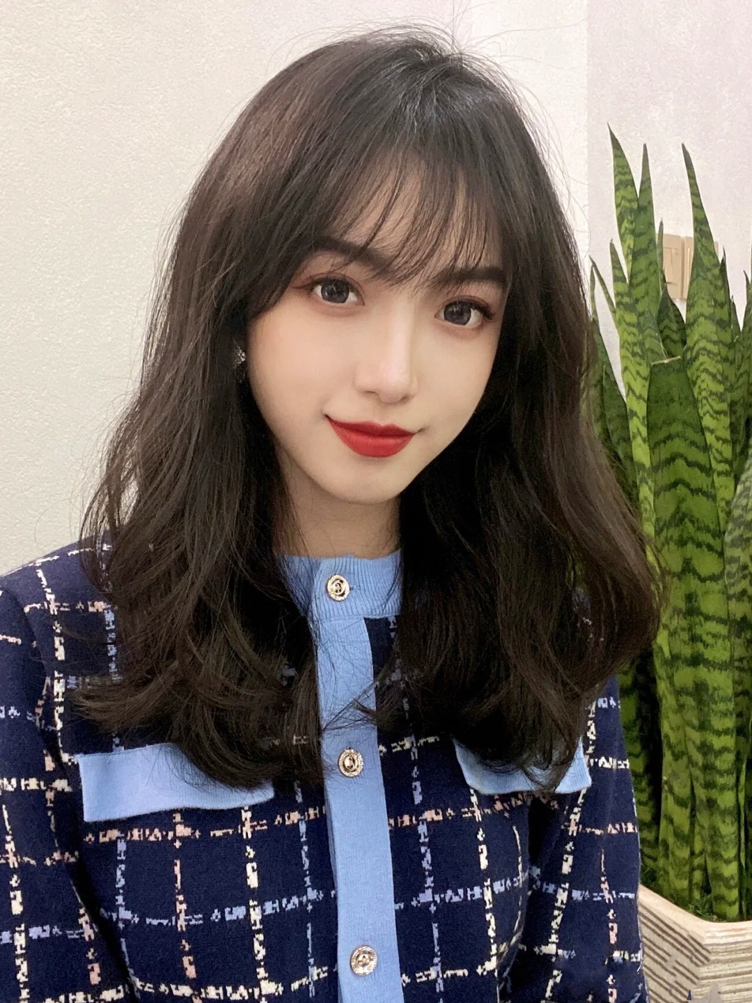 脸显大的女生发型,脸大女生日常发型