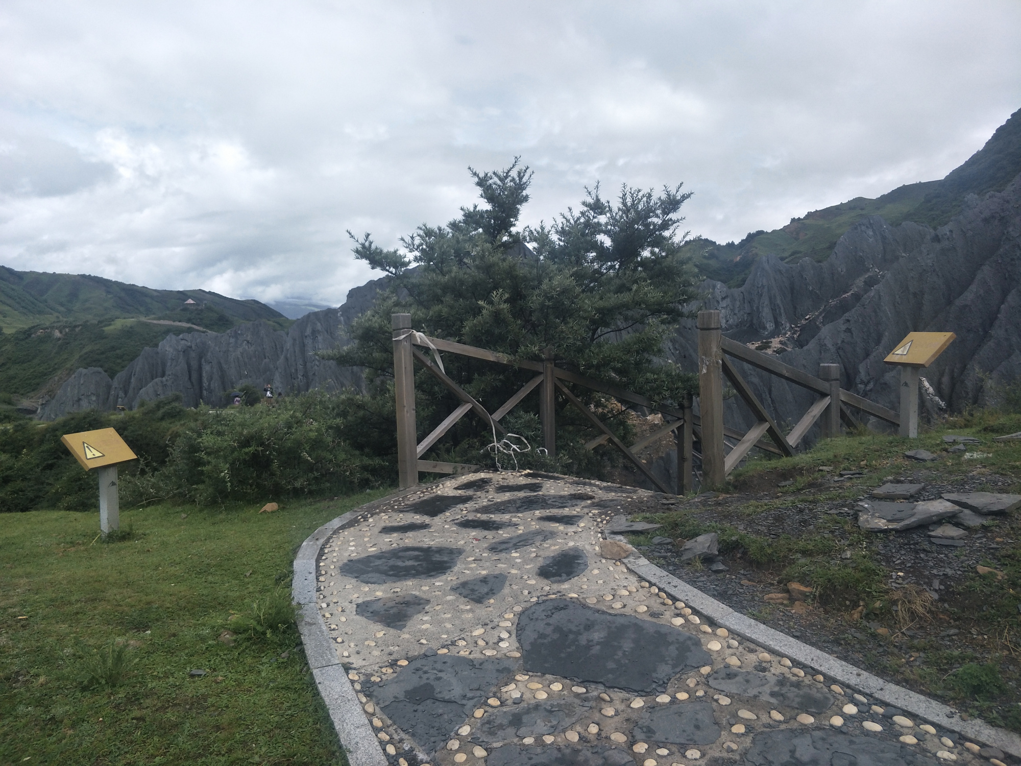 318国道沿途能感受到最明显的变化,318国道沿途的风景有哪些