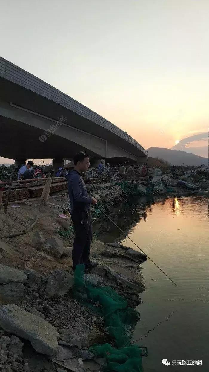 想要钓一条大鱼有多难？从越南转战回三亚，见识越南的绝户网.