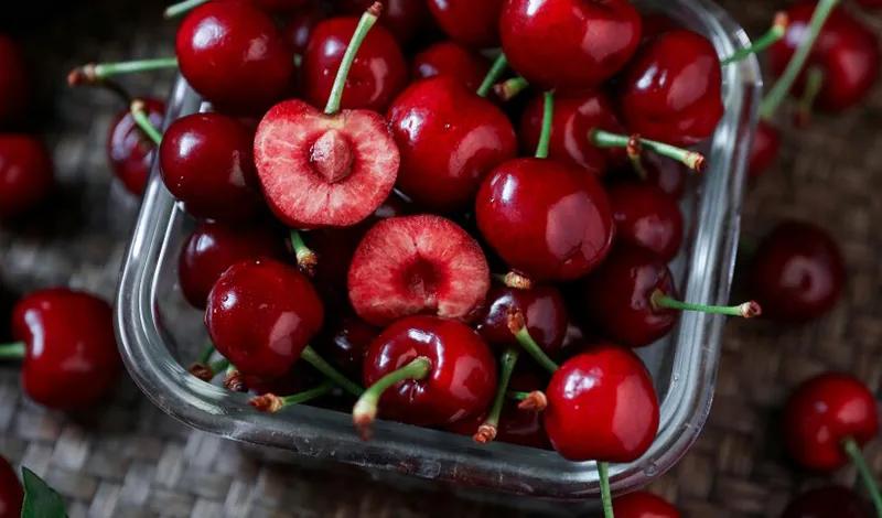 宝宝不爱喝水怎么办才正确,怎样让不爱喝水的娃喜欢上喝水