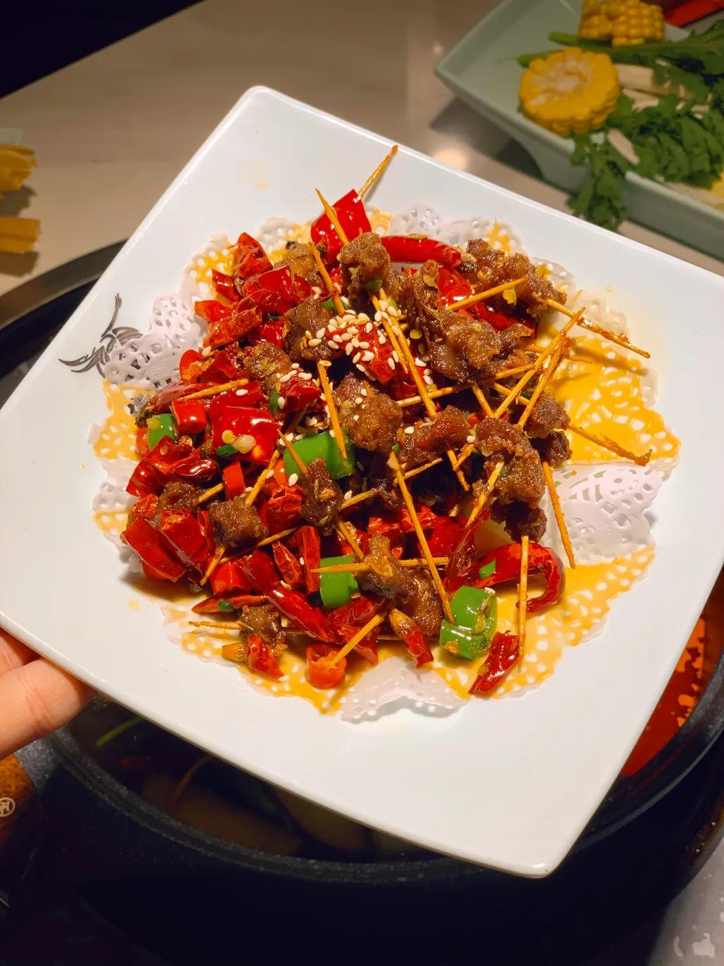 牛身上哪几种肉做火锅好吃,清汤黄牛肉涮烤一体是真牛肉吗