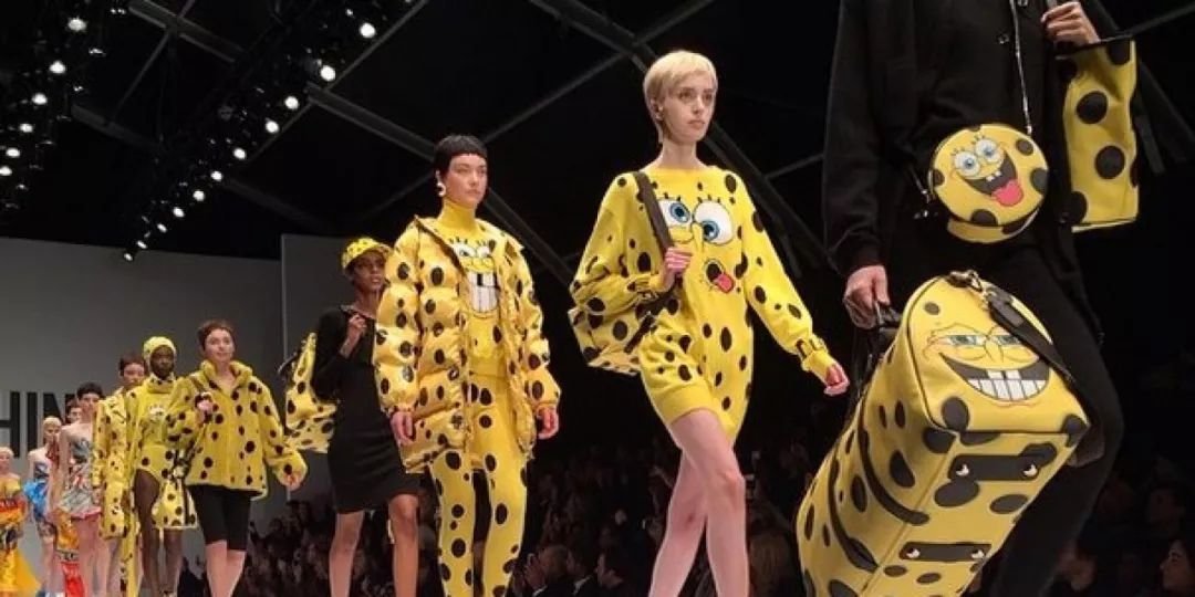 装嫩式穿搭方式,依然减龄穿搭