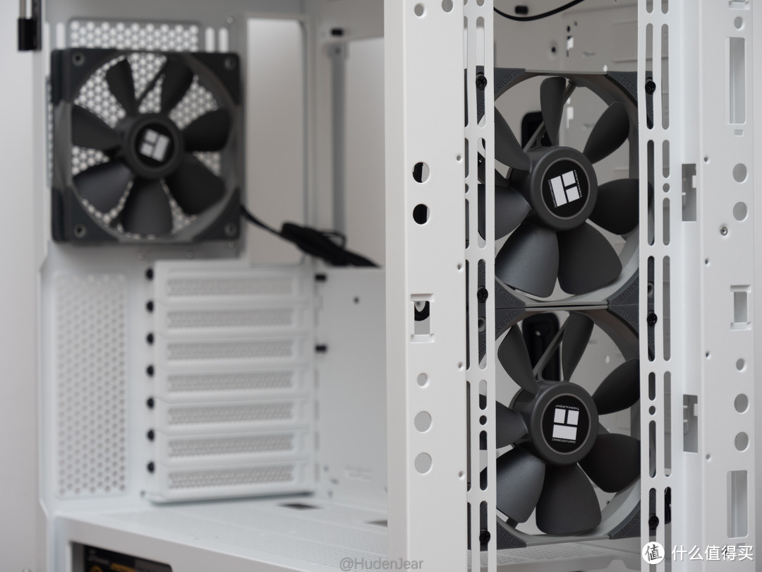 等等*党**迎来胜利曙光之后的R55600G+B550MMORTAR装机