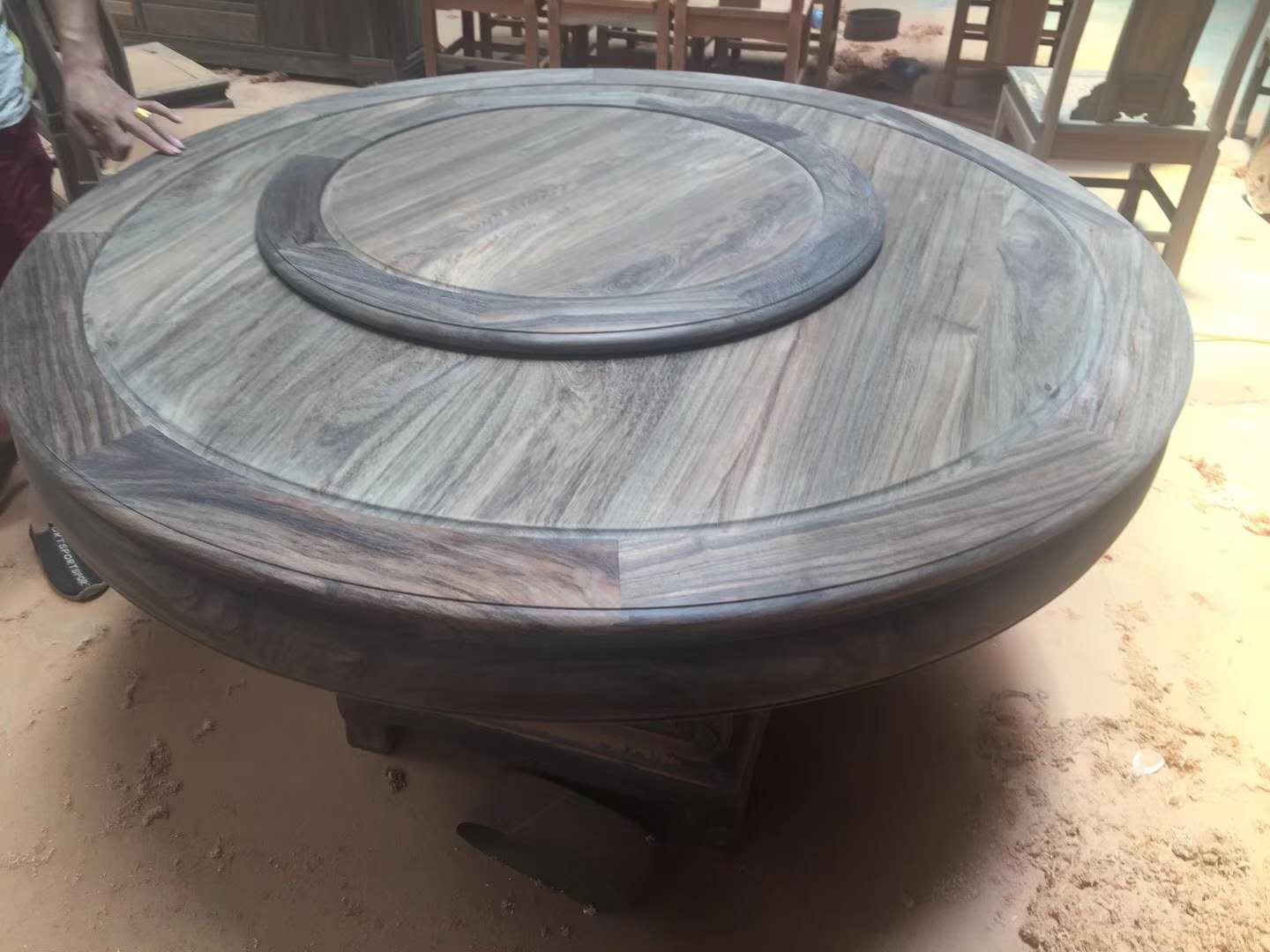 印尼黑酸枝木材图片大全,名贵木材鉴定图谱