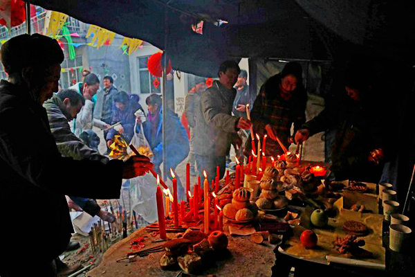 多国狂欢,国人的狂欢盛宴