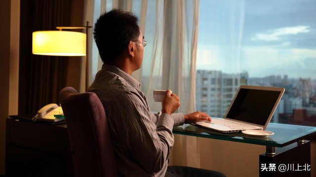 我是一把不沾血的剑,我的名字叫做杀生,但是我从没伤害过任何人