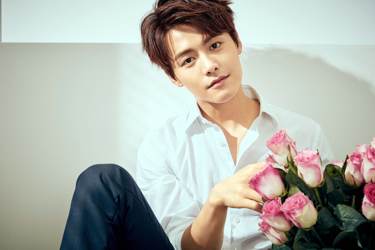 谁的白发造型惊艳到你了,首次大胆尝试白发造型