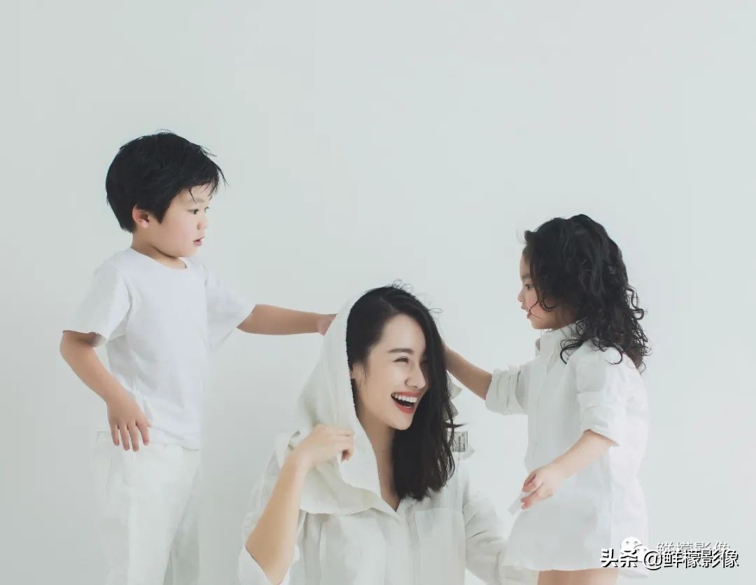 新春全家福拍摄技巧,全家福新年拍照姿势推荐