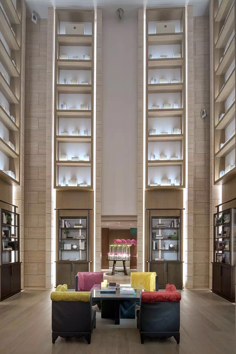 索菲特酒店颜值巅峰之作,《流浪地球》男主吴京都去佛山打过卡