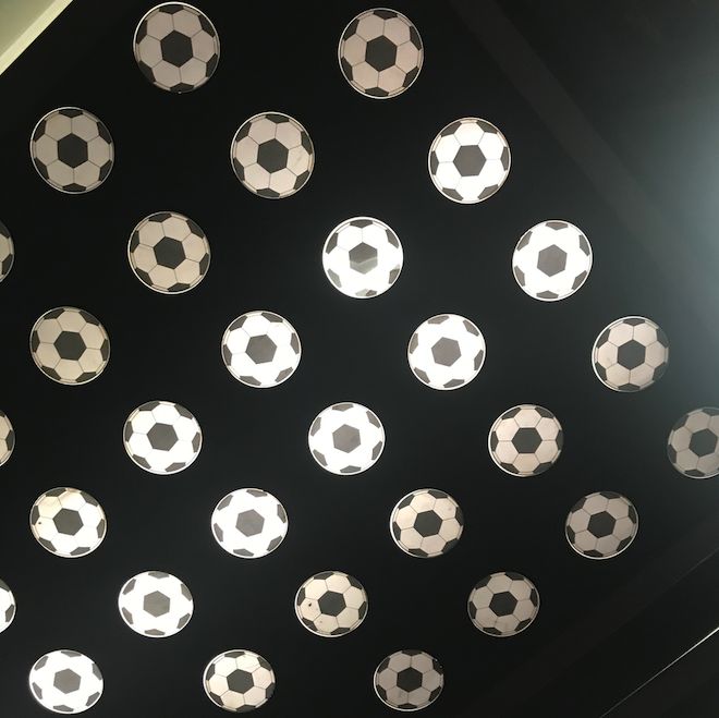 这不是足球,踢的不是足球踢的是一种精神