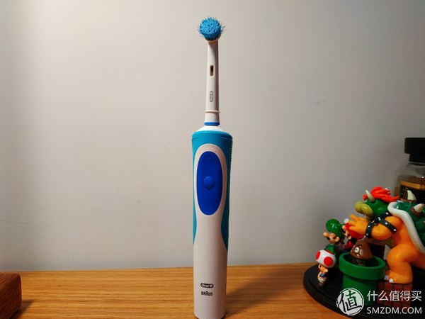 飞利浦入门级电动牙刷2019,usmile电动牙刷y1s和y1pro区别