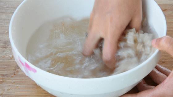 怎么做水晶皮冻最简单做法,简便制作水晶皮冻