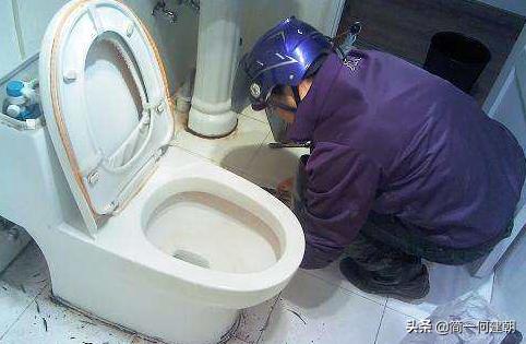 下水道堵塞教育视频,学校下水道堵塞怎么办