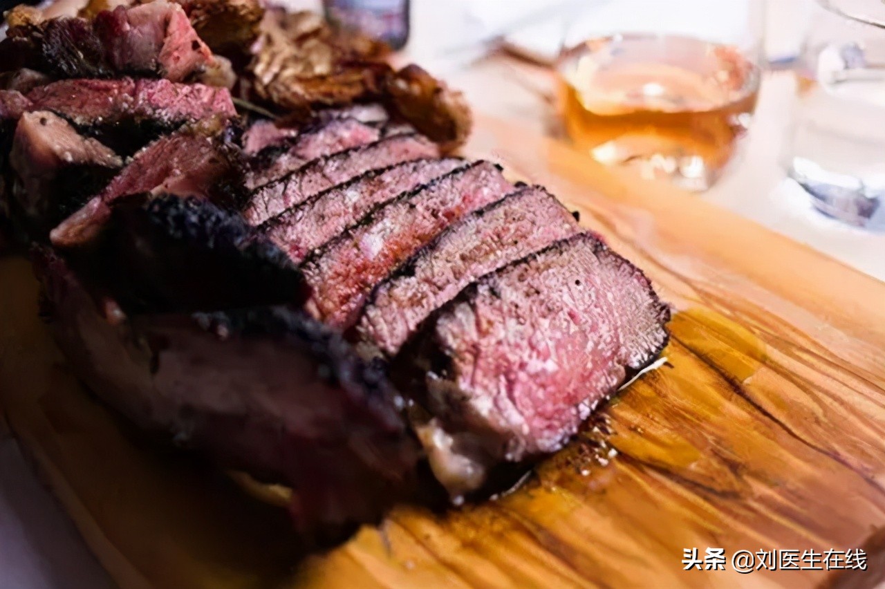 40岁大姐腰疼严重,46岁女子长期腿痛查出宫颈癌晚期