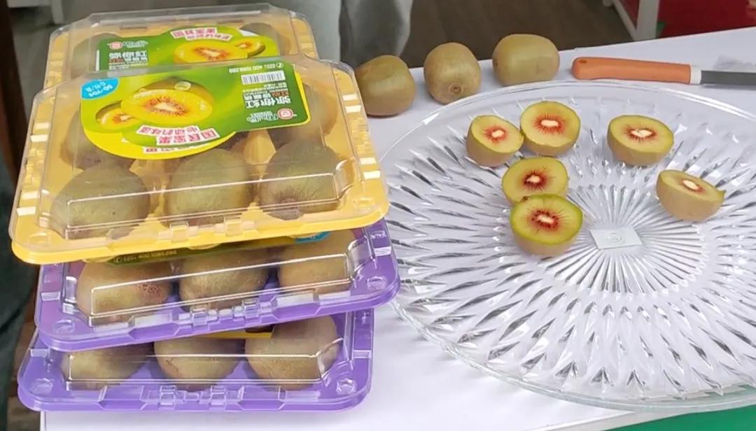 经过扶贫改造后乡村大变样,脱贫攻坚乡村旧貌