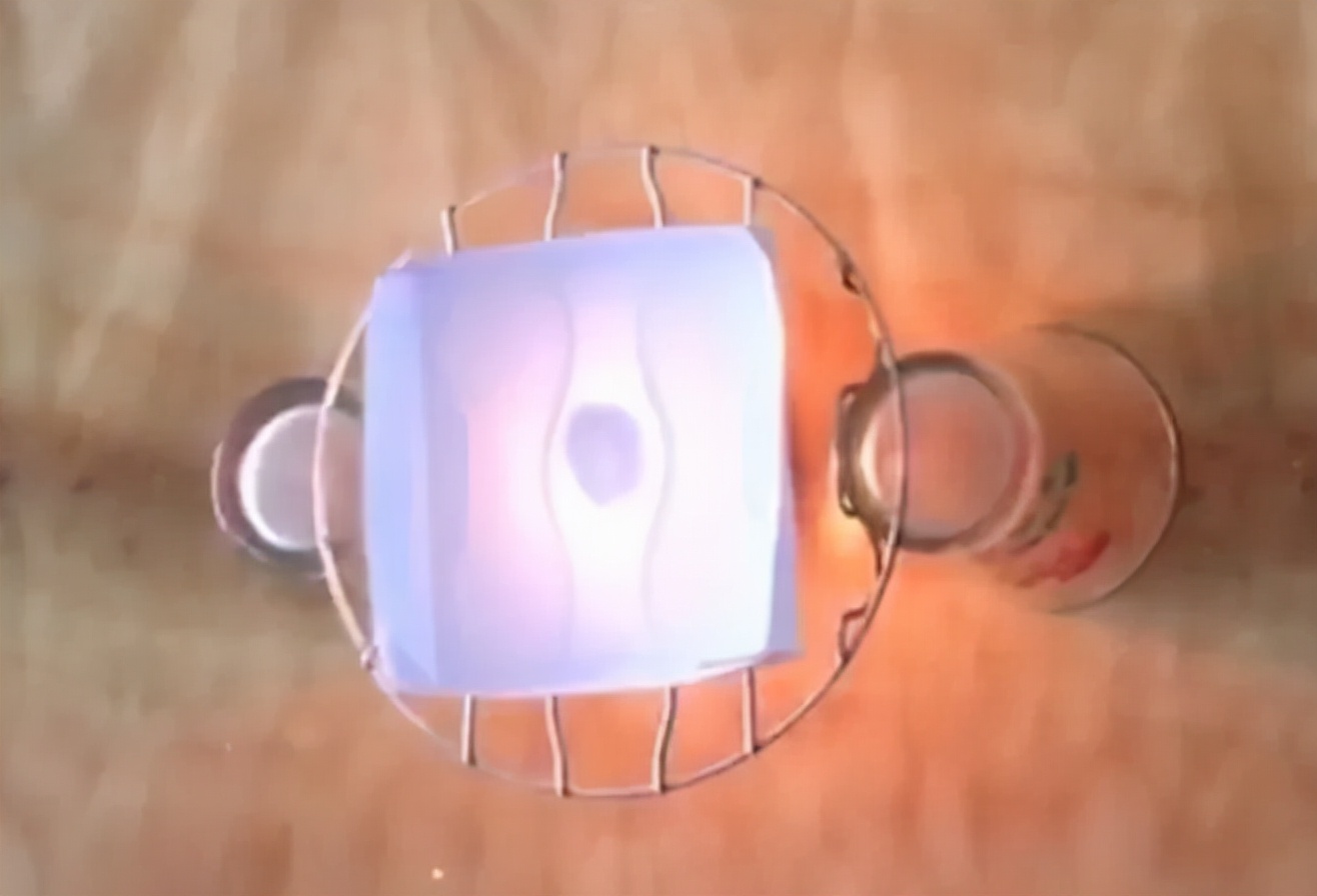 户外露营怎么烧开水,户外露营没带烧水壶怎么烧水