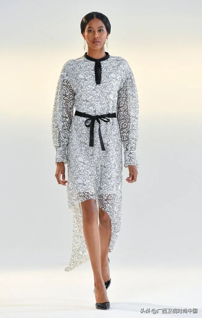 穿搭高级感冷淡风职场,冷酷风穿搭职场