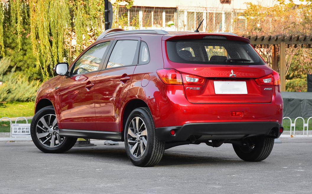 最难受的日系车，配进口引擎，满油能跑800Km，沦落11万也卖不动