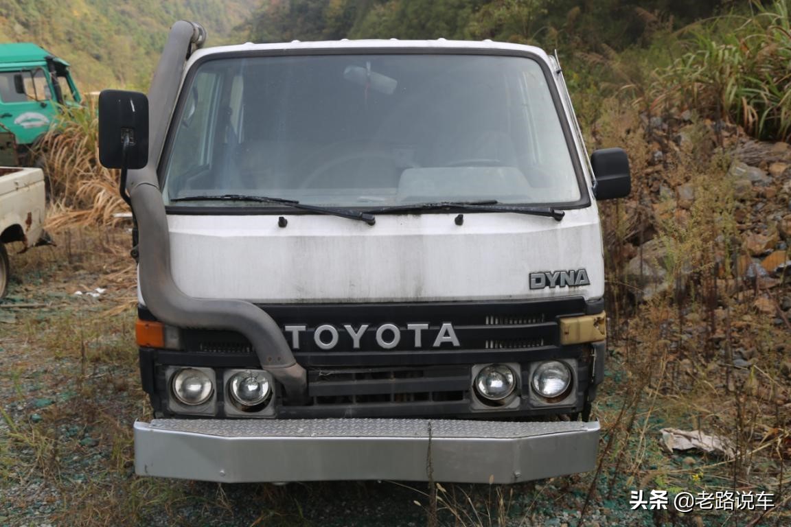 90年代老款江淮卡车,90年代丰田双门皮卡