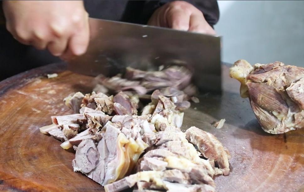 羊肉怎样吃才温补不燥,羊肉这样做软烂入味一点都不膻