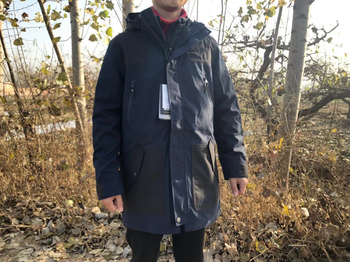 jackwolfskin狼爪冲锋衣黑白,jackwolfskin狼爪男士冲锋衣