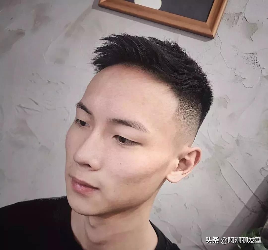 男士发型2020流行发型短发锡纸烫,男士m型短发发型2020流行发型